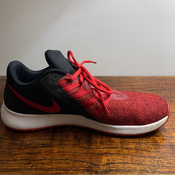 Nike multi training shoes - Picture 3 of 10